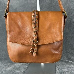 Lucky Brand Raldi Crossbody Cognac Tan Leather Adjustable Strap Studded Bohemian